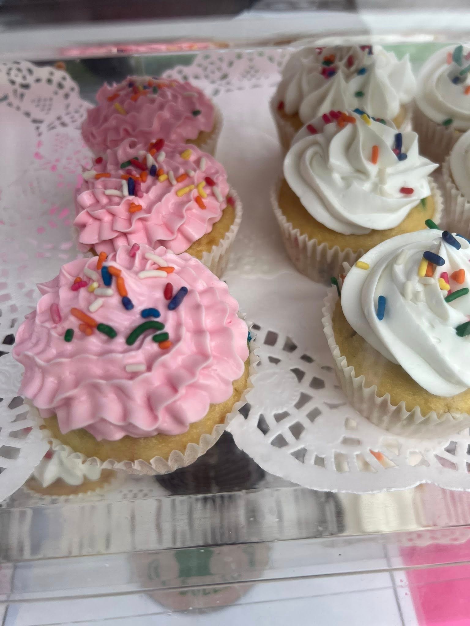 Cupcakes galore from Flower Cakes By Nadine