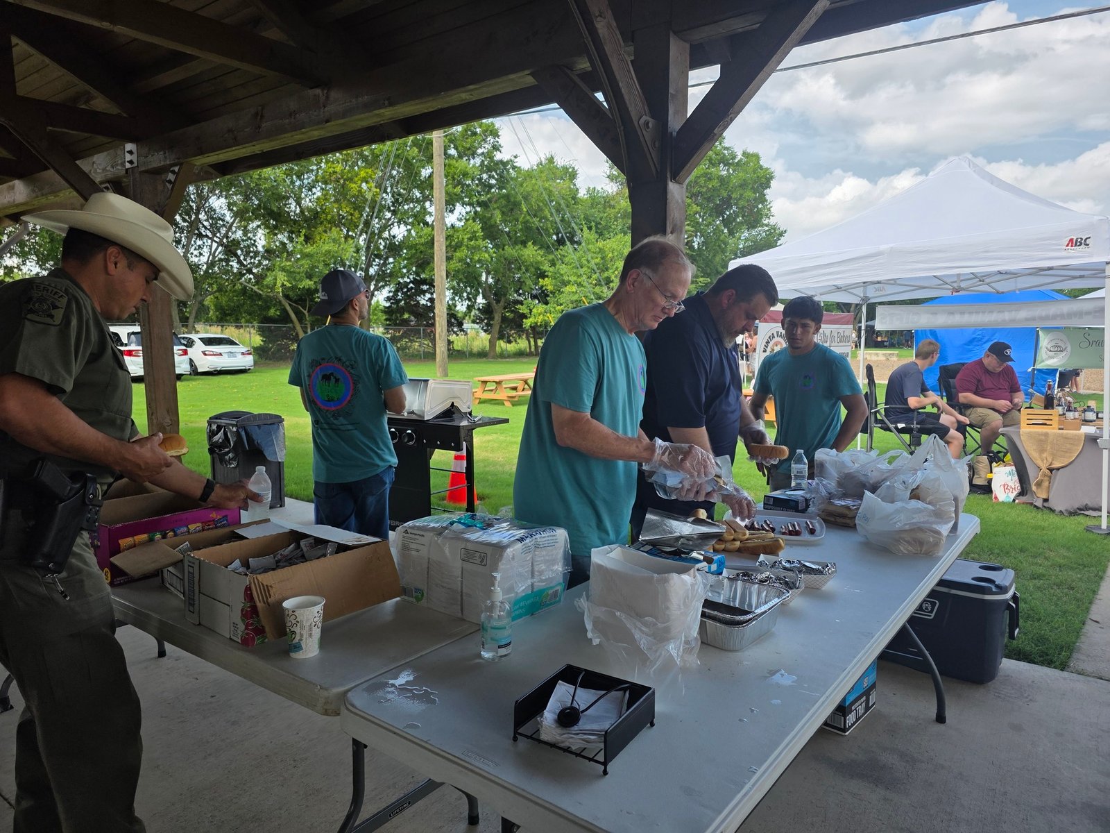 Lucas Farmers Market local maker serving up food